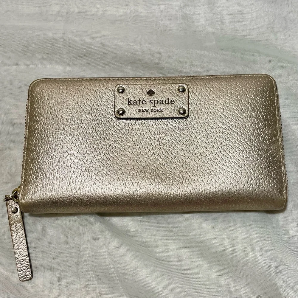 Kate Spade Metallic Rose Gold Continental Wallet